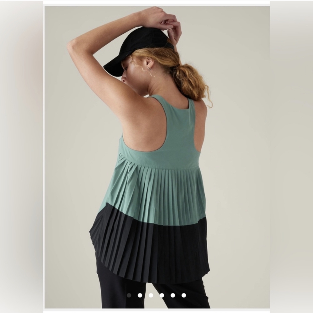 Athleta Women's Swing Forward Tank